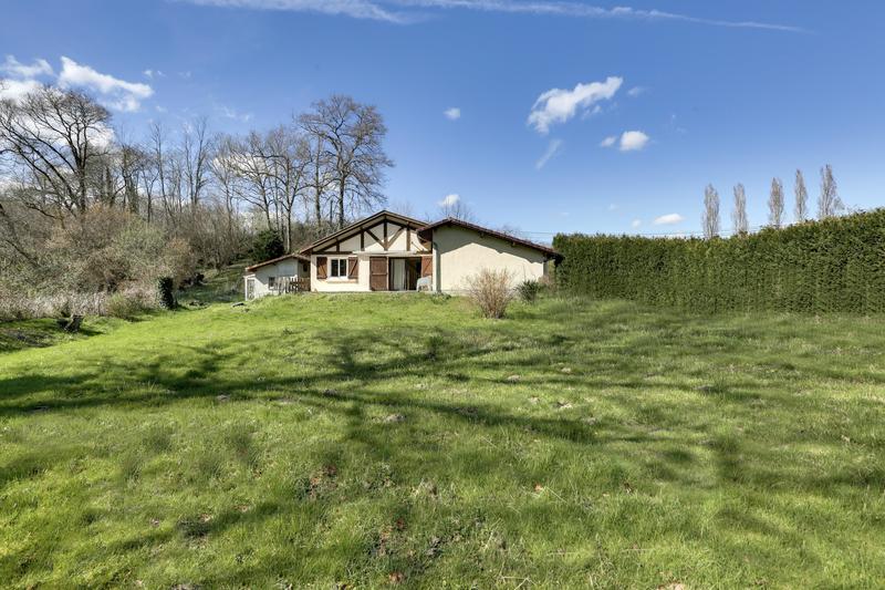 Maison - 142 m² - 7 pièces