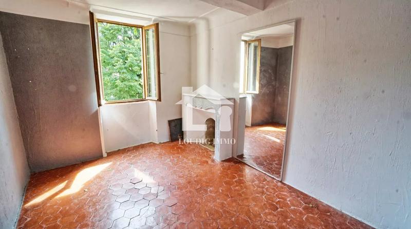 Maison de village - 92 m² - 6 pièces