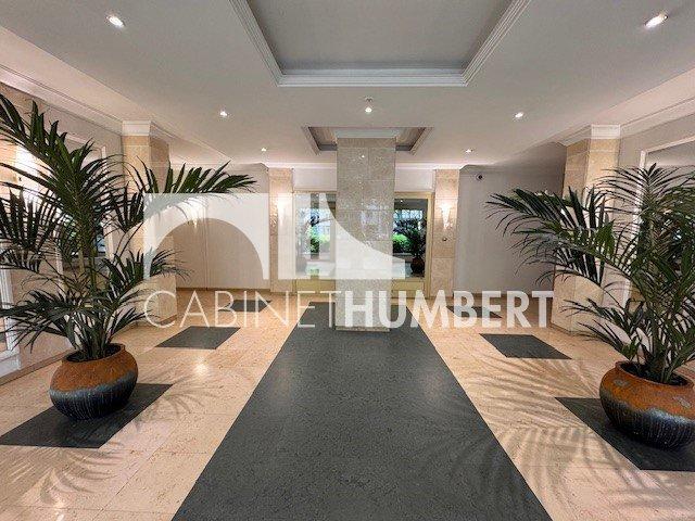 Appartement - 80 m² - 3 pièces