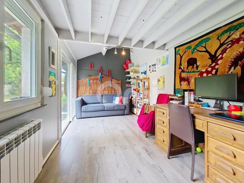 Maison - 137 m² - 5 pièces