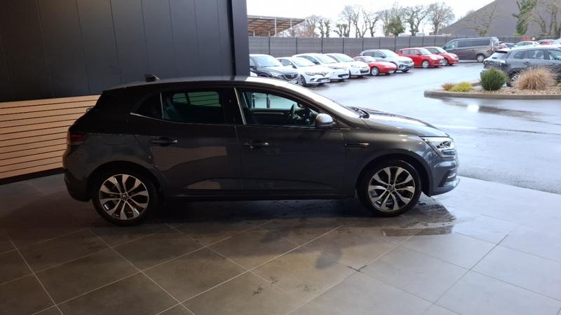 Renault Mégane IV Berline techno TCe 140 Edc