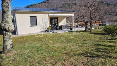 Maison - 102 m² - 5 pièces