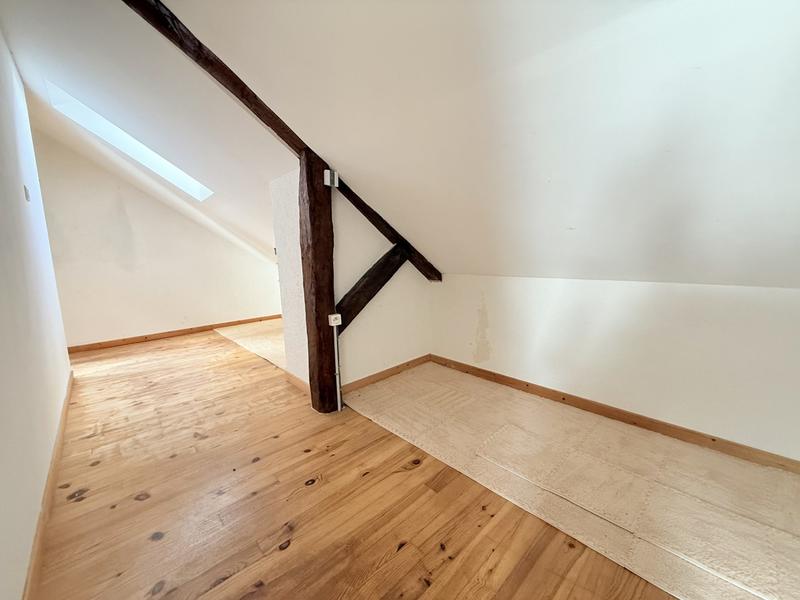 Maison ancienne - 178 m² - 10 pièces