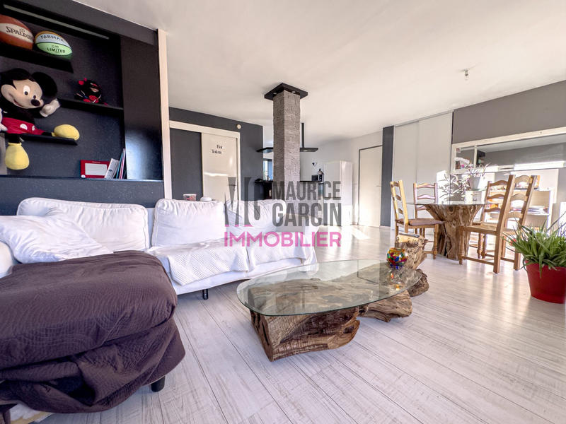 Appartement - 70 m² - 3 pièces