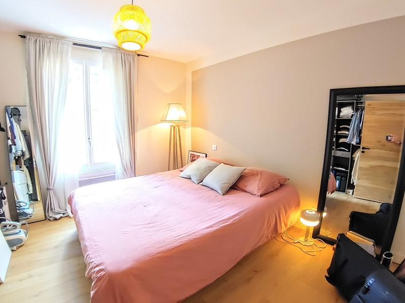 Appartement ancien - 66 m² - 3 pièces