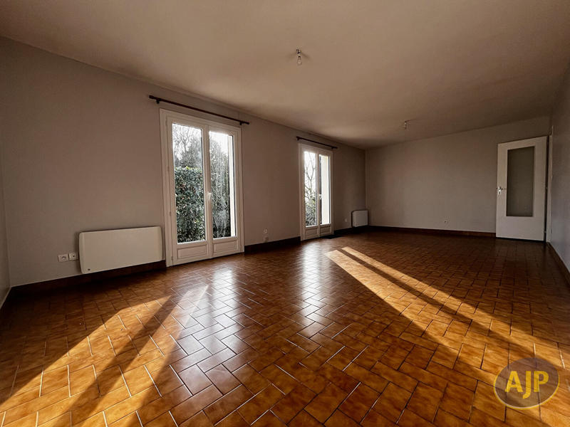 Maison - 91 m² - 4 pièces