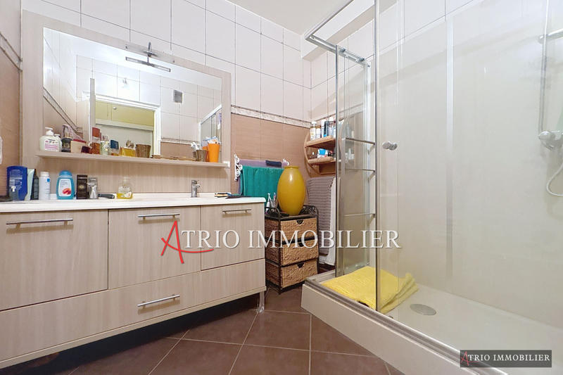 Appartement - 85 m² - 3 pièces