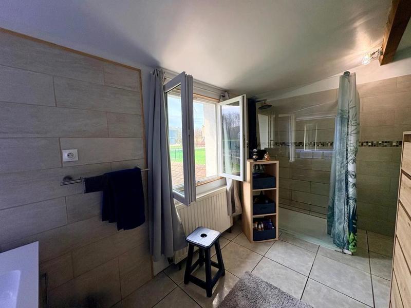 Maison - 260 m² - 8 pièces