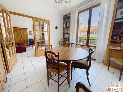Maison - 169 m² - 7 pièces