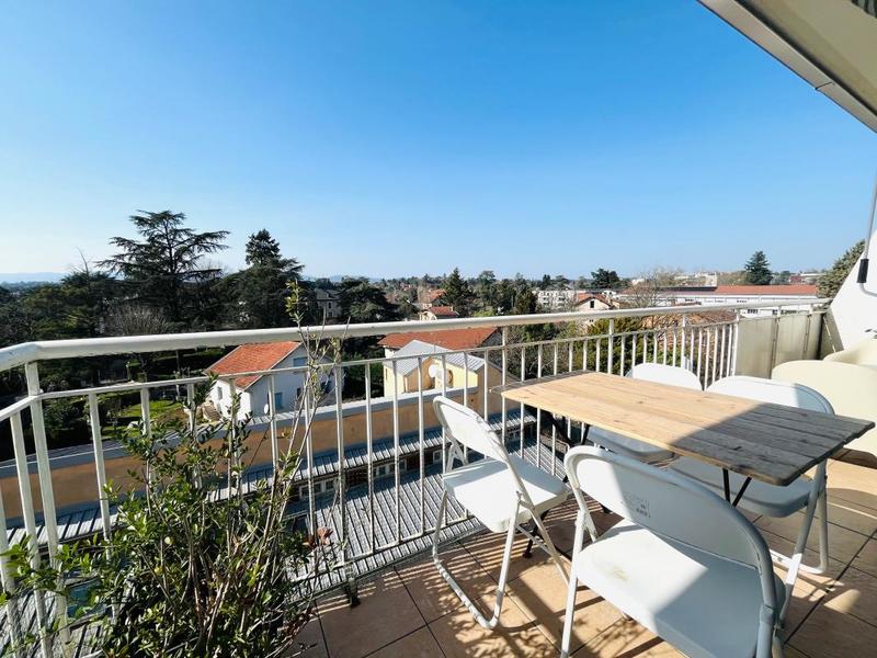 Appartement - 75 m² - 4 pièces