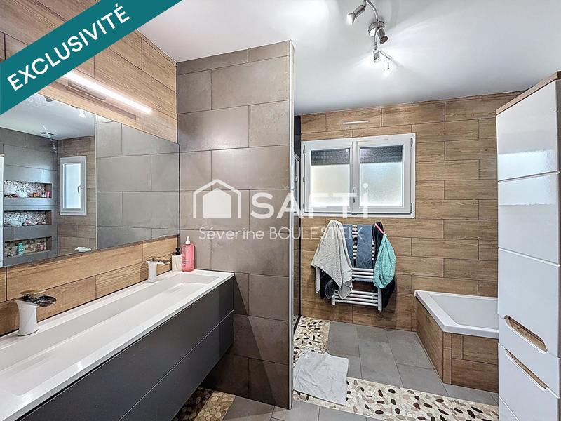 Maison - 127 m² - 6 pièces