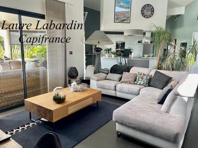 Villa - 160 m² - 5 pièces