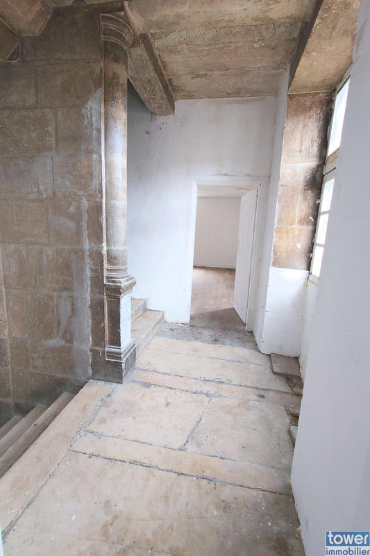 Maison - 420 m² - 17 pièces