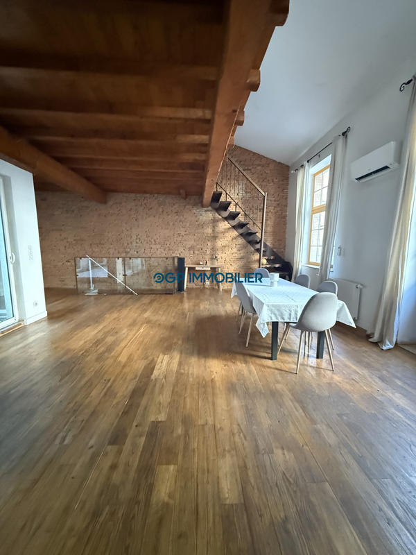 Maison contemporaine - 208 m² - 8 pièces