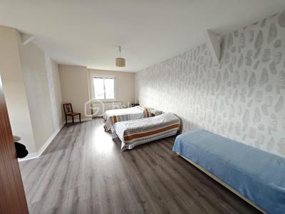 Pavillon - 125 m² - 5 pièces