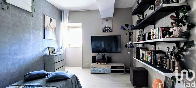 Maison - 243 m² - 15 pièces