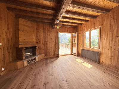 Châlet - 329 m² - 13 pièces