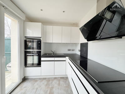 Maison - 81 m² - 4 pièces