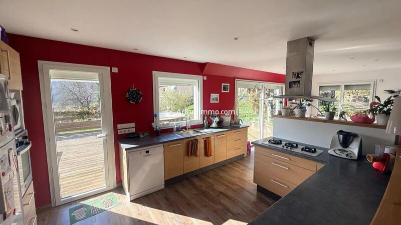 Maison - 155 m² - 7 pièces