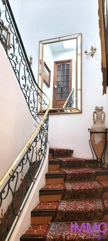 Viager - Maison - 300 m² - 8 pièces