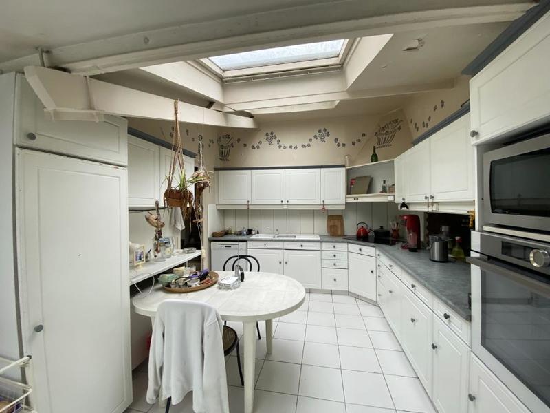 Maison ancienne - 408 m² - 16 pièces