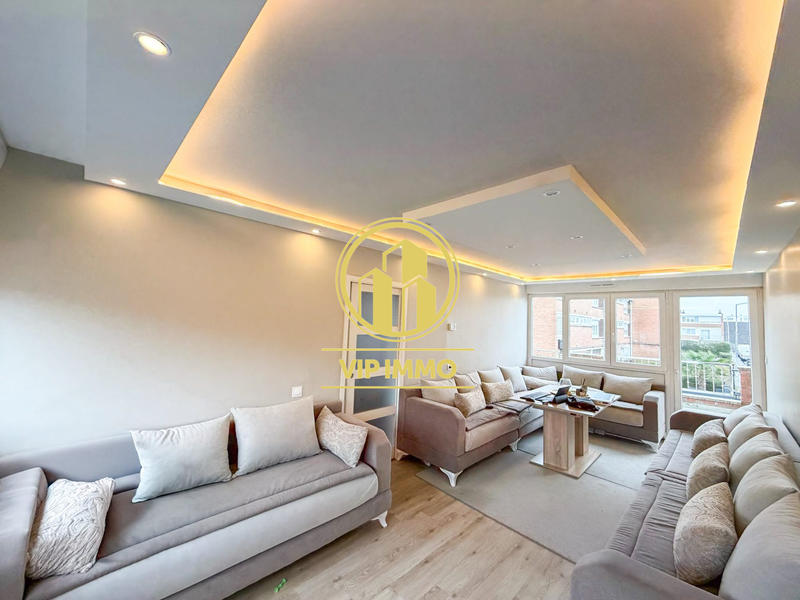 Maison - 111 m² - 7 pièces