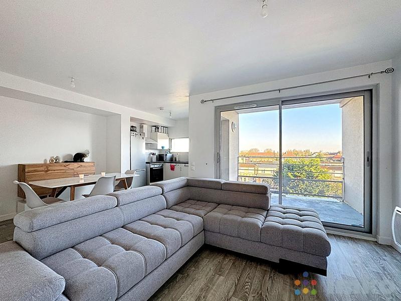 Appartement - 60 m² - 3 pièces