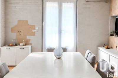 Maison - 180 m² - 10 pièces