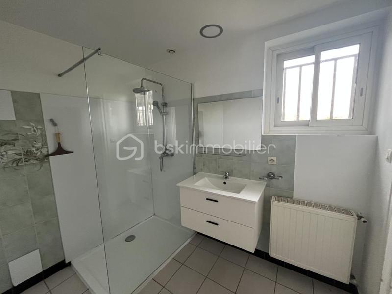 Maison en pierre - 77 m² - 5 pièces