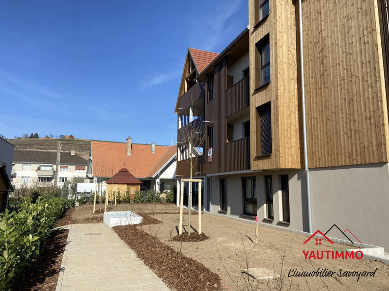 Appartement - 80 m² - 4 pièces