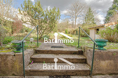 Villa - 320 m² - 10 pièces