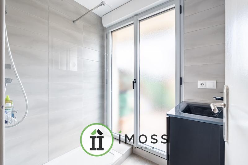 Appartement - 99 m² - 3 pièces