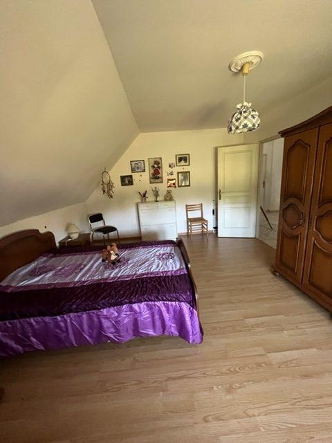 Maison - 200 m² - 7 pièces