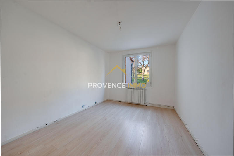 Maison - 97 m² - 4 pièces