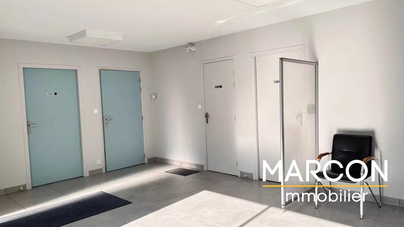 Local d'activités - 102 m² - 3 pièces