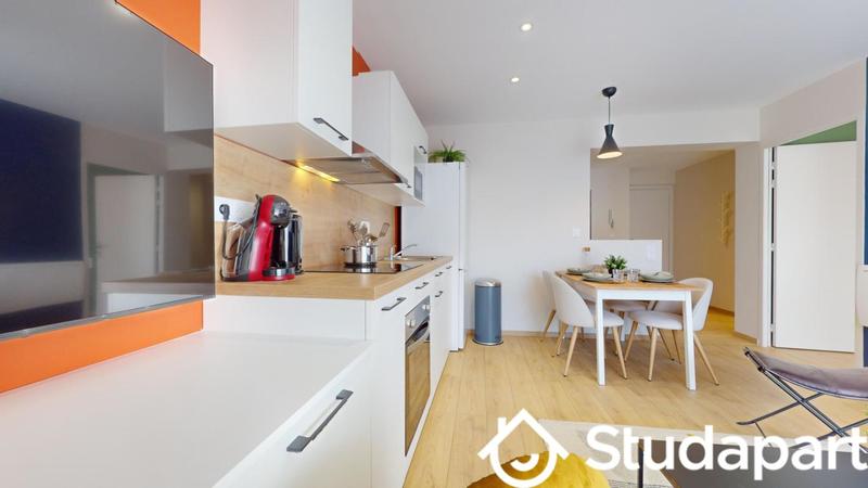 Chambre - 9 m² - 1 pièce