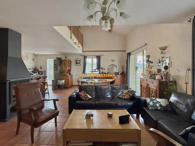 Villa - 151 m² - 5 pièces