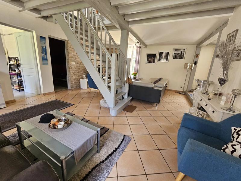 Maison - 145 m² - 6 pièces