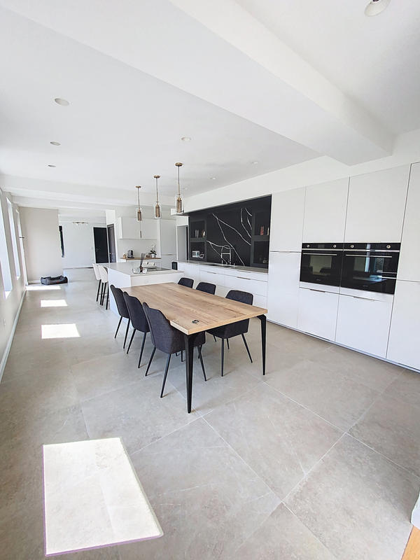 Maison - 183 m² - 5 pièces