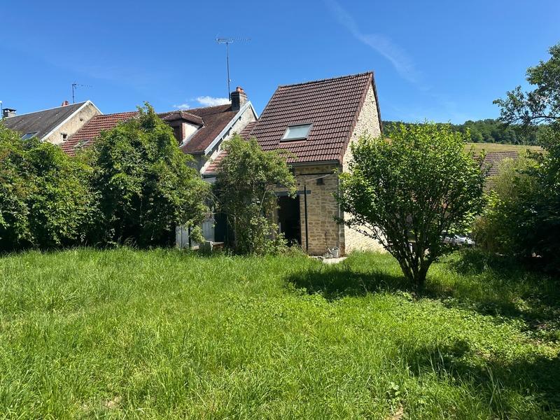 Maison en pierre - 137 m² - 7 pièces
