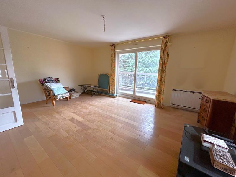 Appartement - 98 m² - 4 pièces