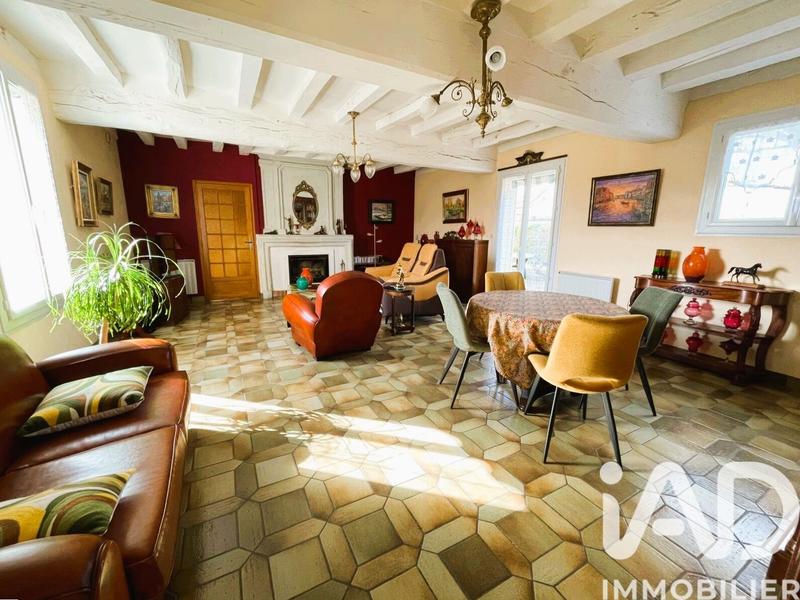 Maison - 196 m² - 6 pièces