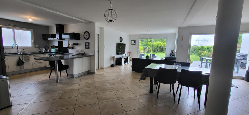 Maison - 153 m² - 6 pièces