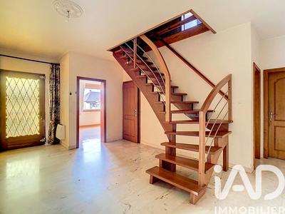 Maison - 357 m² - 8 pièces