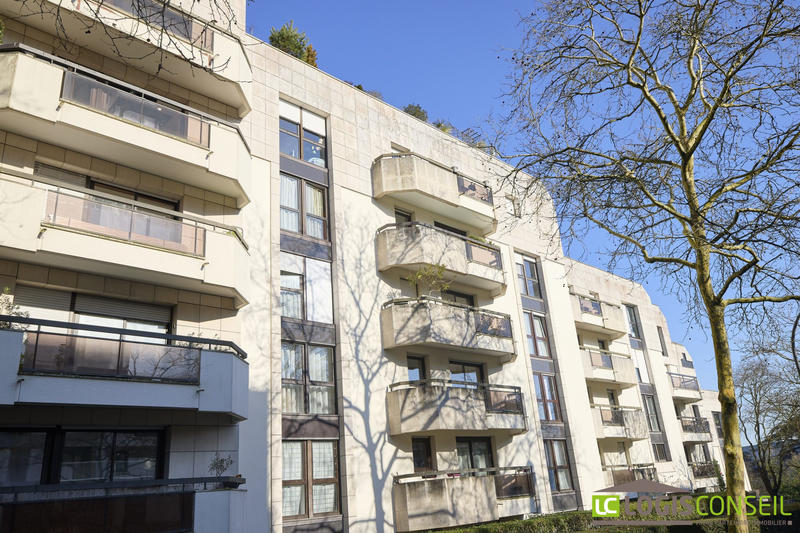 Appartement - 87 m² - 4 pièces