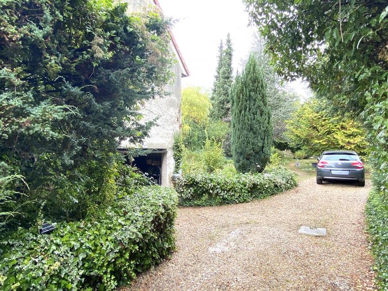 Maison ancienne - 142 m² - 8 pièces