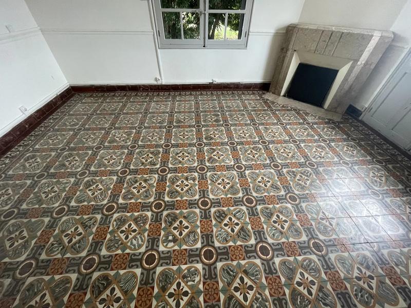 Maison - 195 m² - 9 pièces