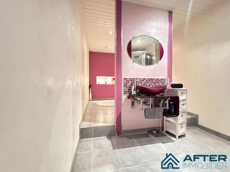 Maison - 165 m² - 7 pièces