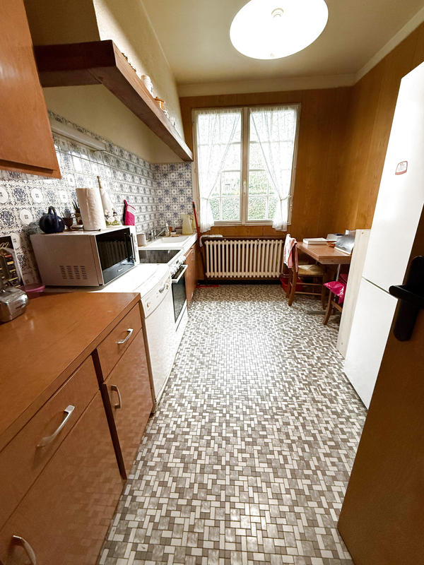 Maison - 181 m² - 7 pièces