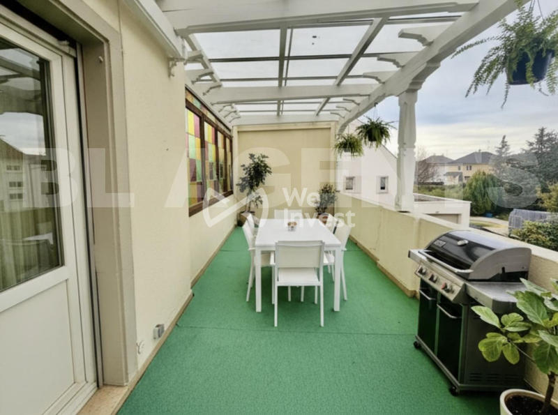 Appartement - 80 m² - 2 pièces